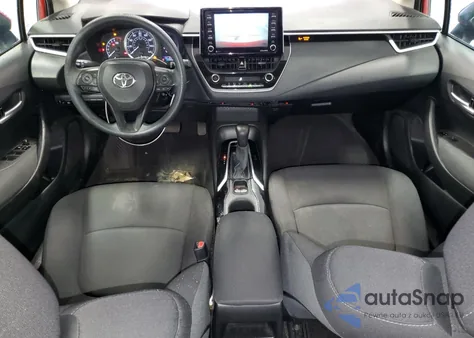 2021 Toyota Corolla Le z USA, uszkodzony, nr VIN 5YFEPMAE4MP184387